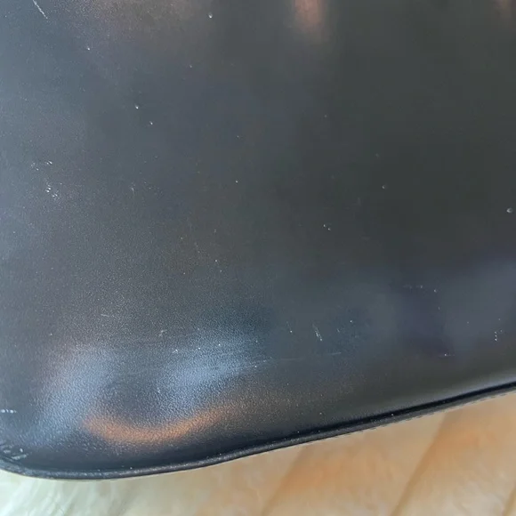 BALLY Made in Italy Classic Black Leather Handbag - Picture 10 of 12